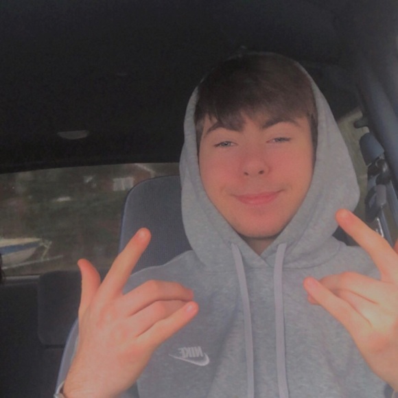 Meet your Posher, Mikey - Picture 1 of 1